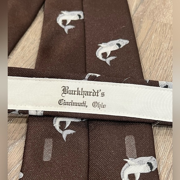 Embroidered Woven Shark Pattern Tie Burkhardt’s Cincinnati OH Designer Brown EUC - Picture 8 of 13